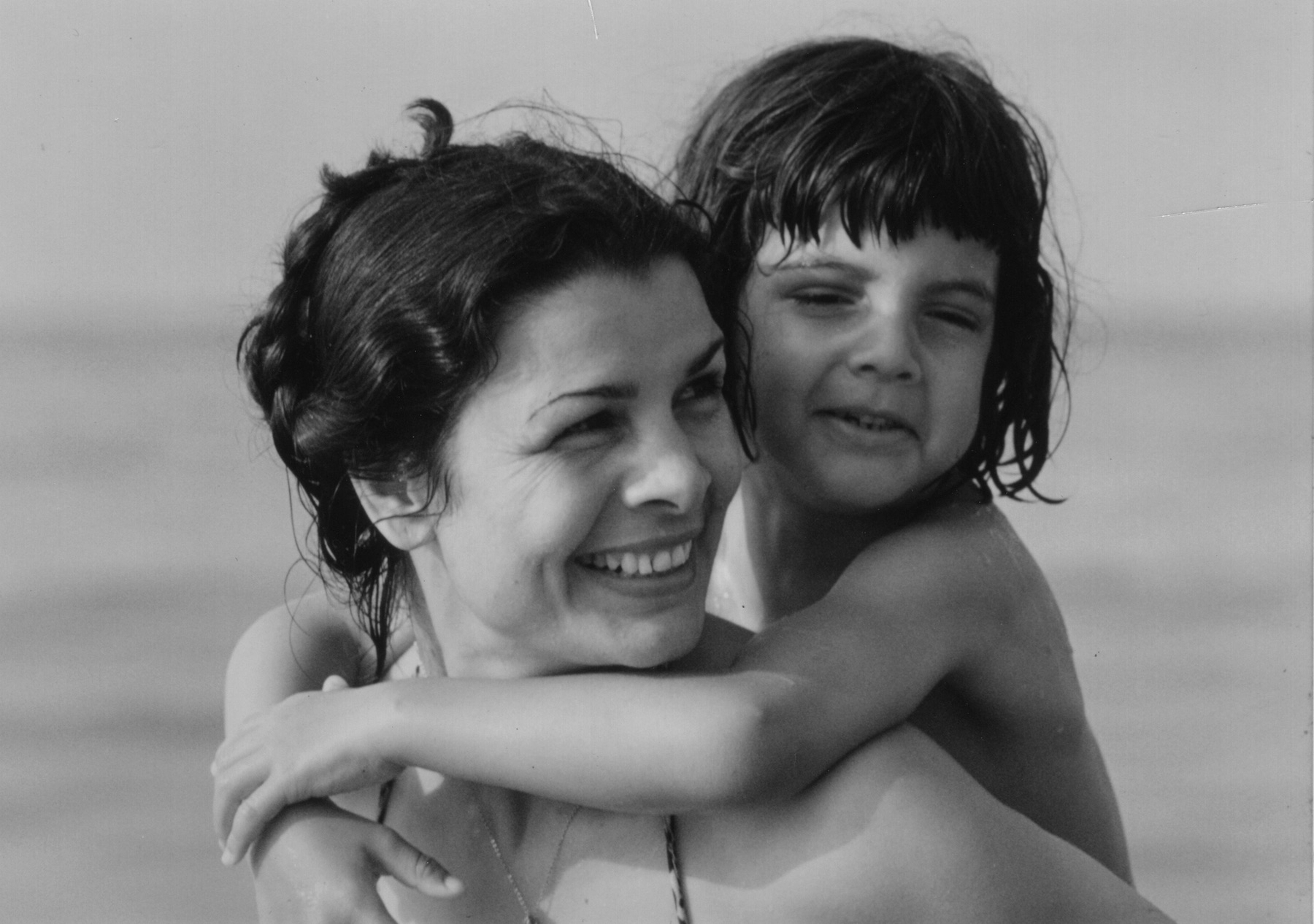 Young Stephan as a child with his mother, who introduced him to the world of cinema and photography.